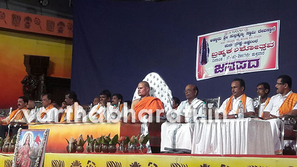 ಧರ್ಮದ ಉನ್ನತಿಯಿಂದ ಜೀವನಕ್ಕೆ ಬೆಳಕು : ವಜ್ರದೇಹಿ ಶ್ರೀ